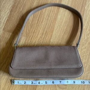 EUC Liz Claiborne Micro Tan Faux Leather Shoulder Bag